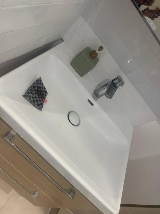 Luxueux Appartement La Defense - Porte Maillot - Parc De Bagatelle - Jardin D'Acclimatation - 6 Pers Colombes  Luaran gambar